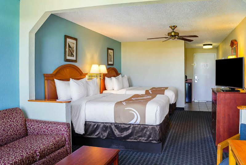 Quality Inn & Suites Miramar Beach Exterior foto